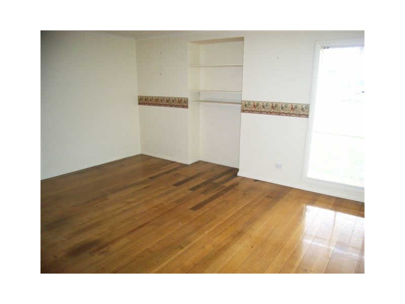 17 Sturt Crescent, Mayfield TAS 7248