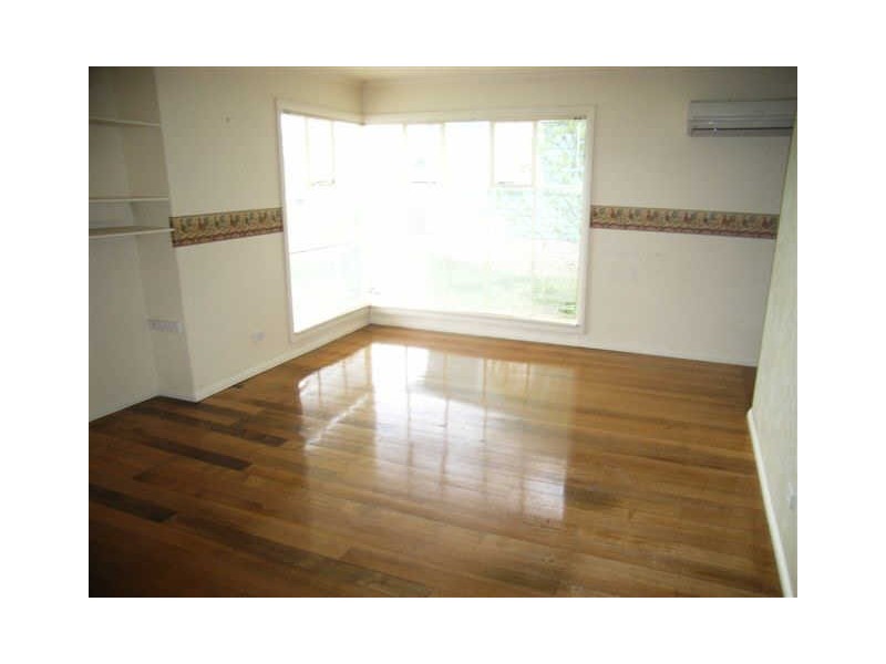 17 Sturt Crescent, Mayfield TAS 7248