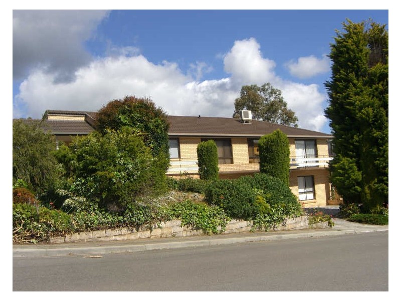 2 Beaumaris Court, Trevallyn TAS 7250