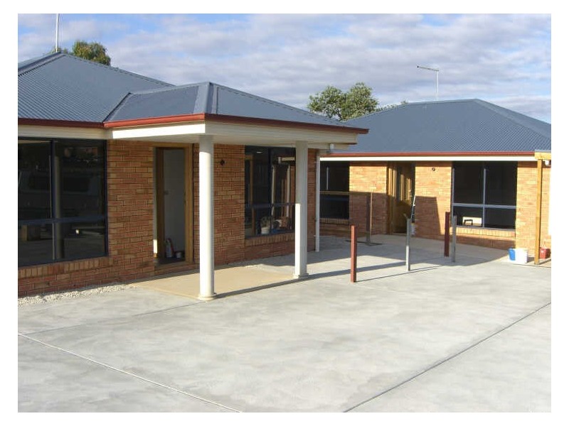 2/11 Napier Street, Youngtown TAS 7249