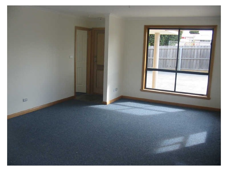 2/11 Napier Street, Youngtown TAS 7249