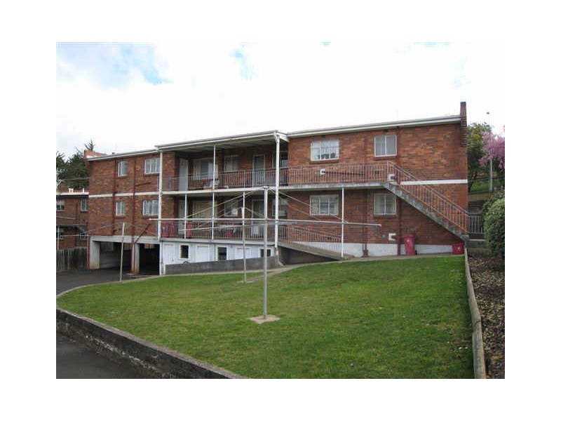 3/115 Penquite Road, Newstead TAS 7250