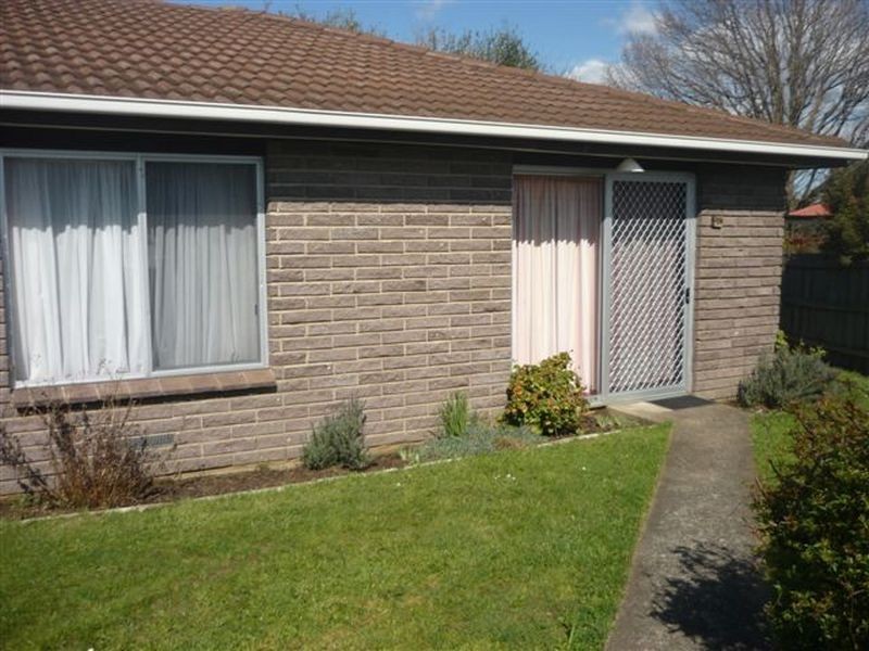 4D Parklands Parade, Newnham TAS 7248