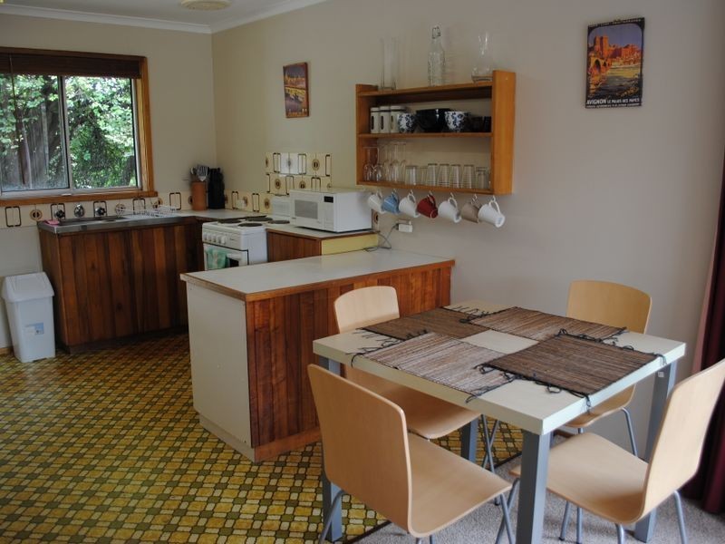 4D Parklands Parade, Newnham TAS 7248