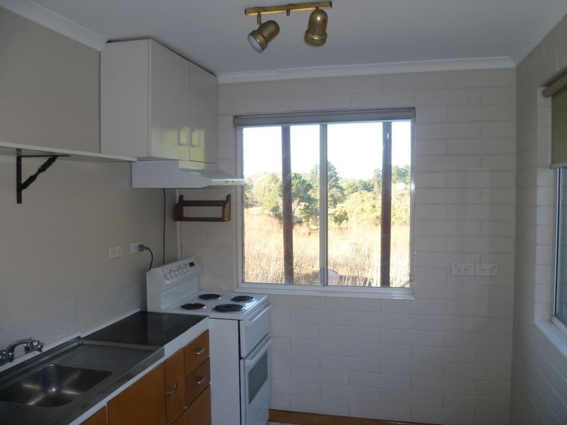 2/42 Crandon Crescent, Newnham TAS 7248
