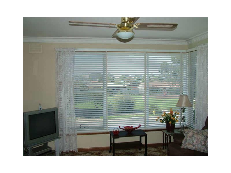 7 Parklands Parade, Newnham TAS 7248