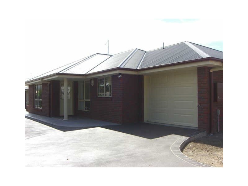1/4 Birdwood Street, Mowbray TAS 7248