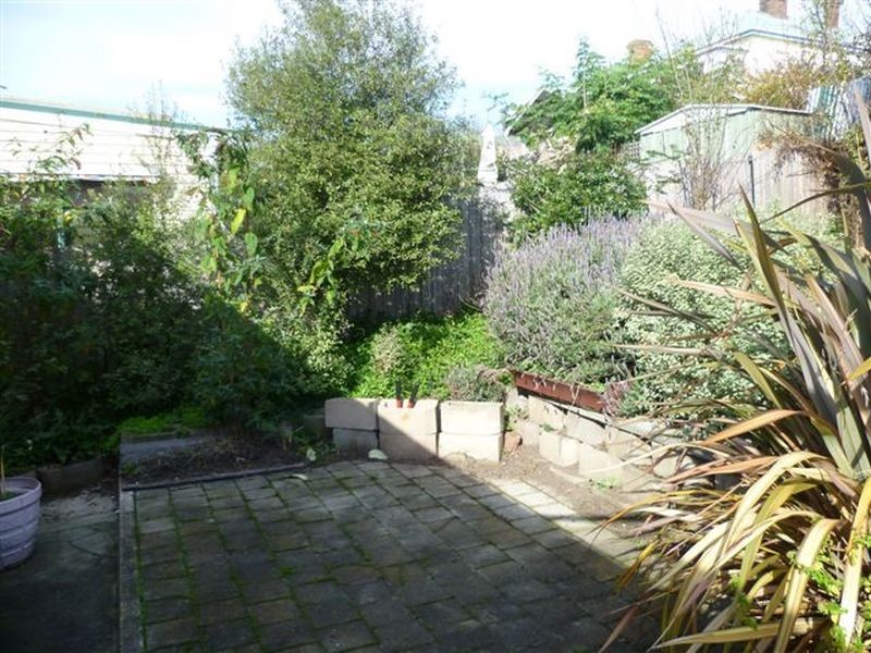 16 Rocher Street, Launceston TAS 7250