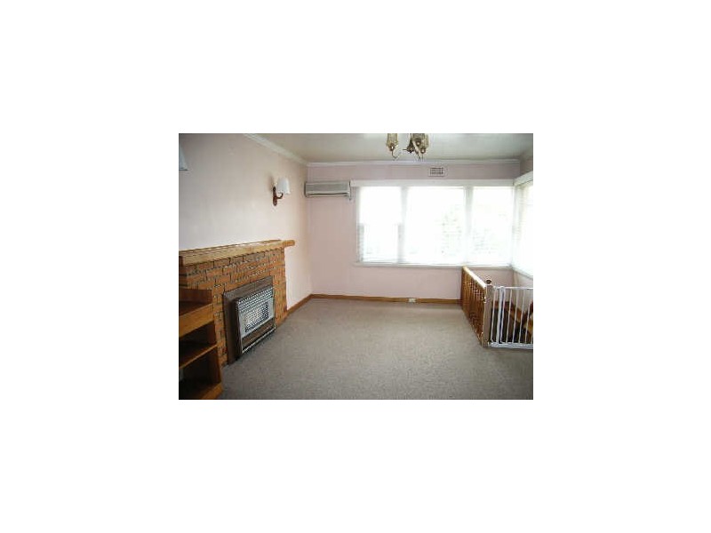 11 Connaught Place, West Launceston TAS 7250