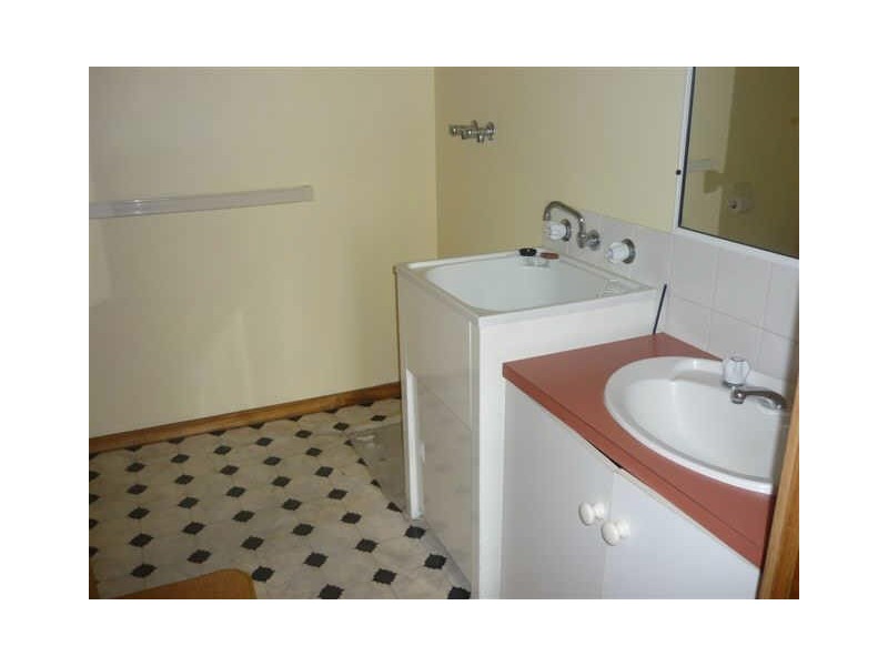 1/2-4 Norman Court, Newnham TAS 7248