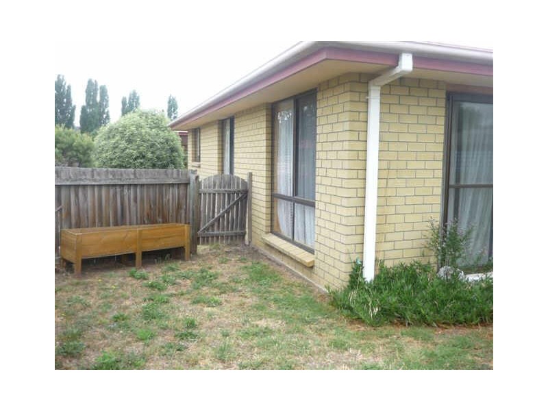 1/2-4 Norman Court, Newnham TAS 7248