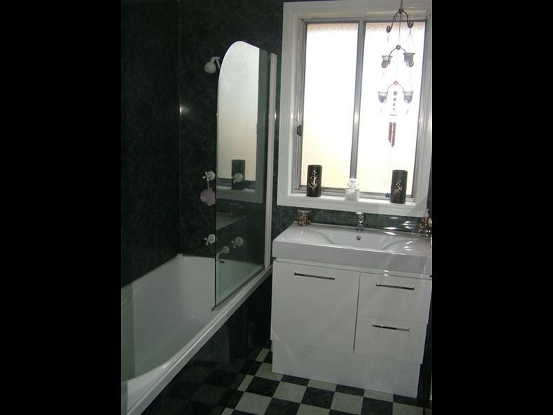 8 Roberts Avenue, George Town TAS 7253