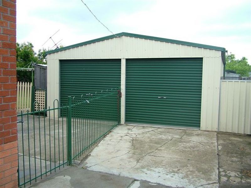 8 Roberts Avenue, George Town TAS 7253