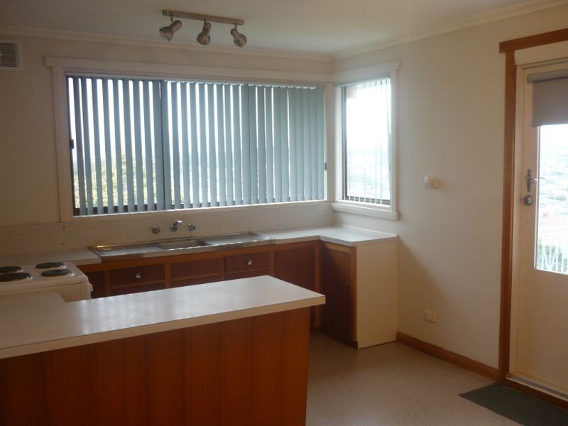 11 Ernest Street, Kings Meadows TAS 7249