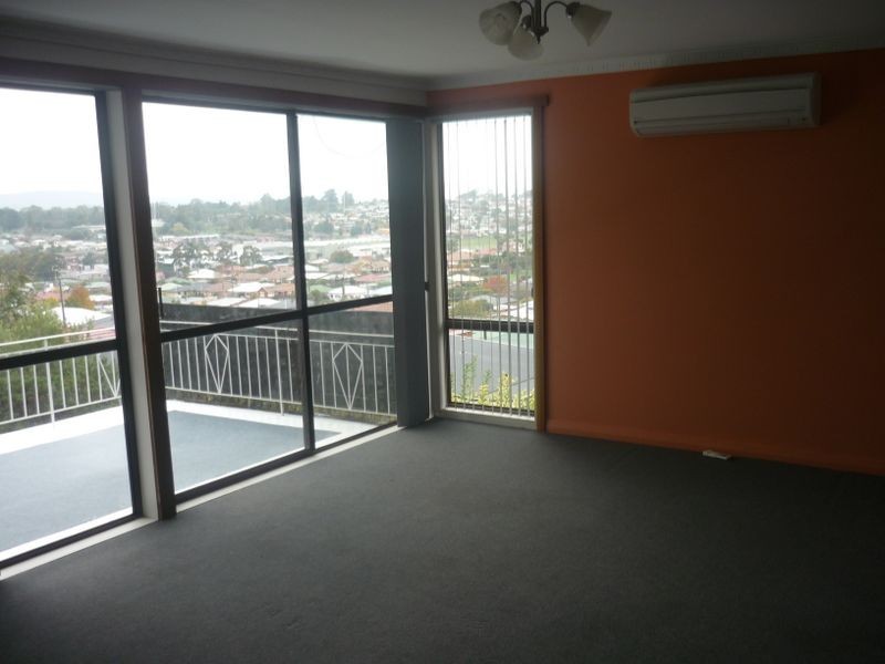 11 Ernest Street, Kings Meadows TAS 7249