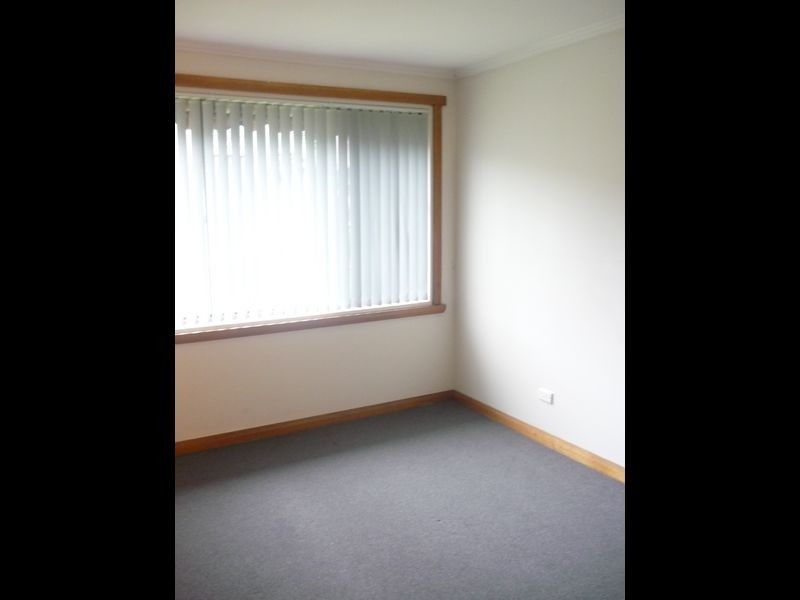 11 Ernest Street, Kings Meadows TAS 7249