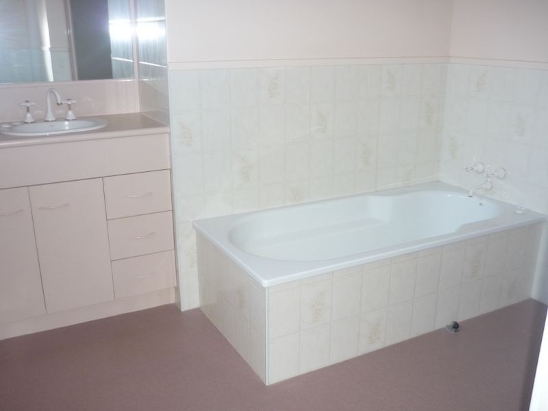 77 Forest Road, Trevallyn TAS 7250