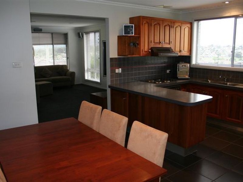 10 Ernest Street, Kings Meadows TAS 7249