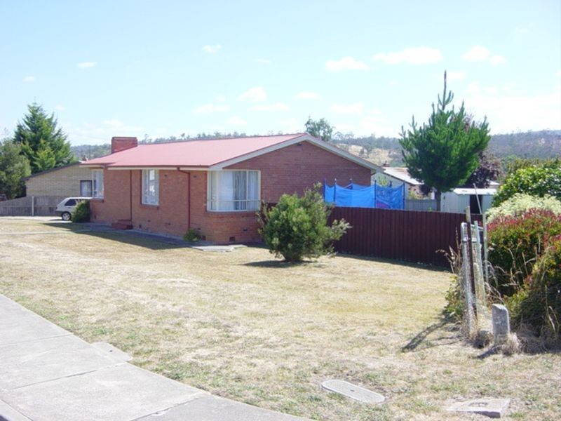 9 Trethewie Street, Ravenswood TAS 7250