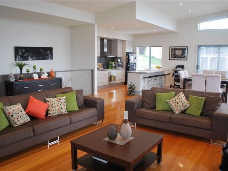 2/9 Monet Place, Newnham TAS 7248