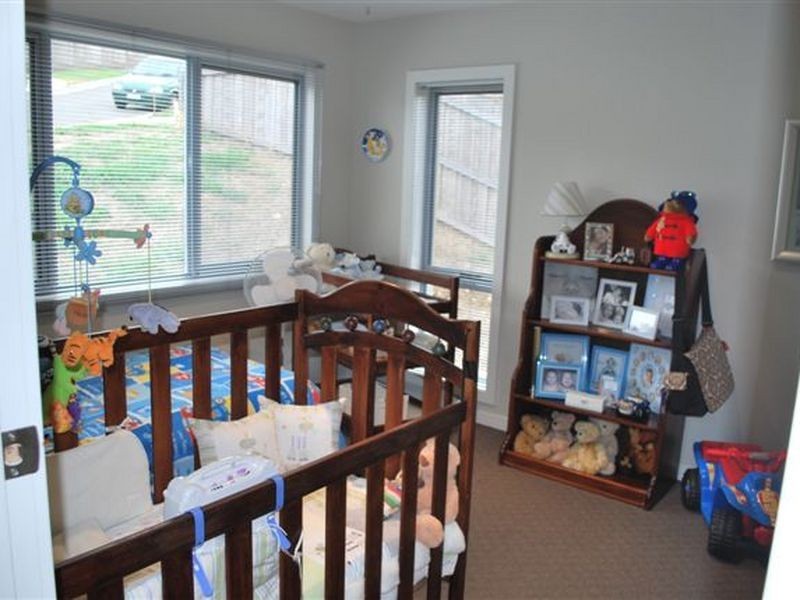 2/9 Monet Place, Newnham TAS 7248