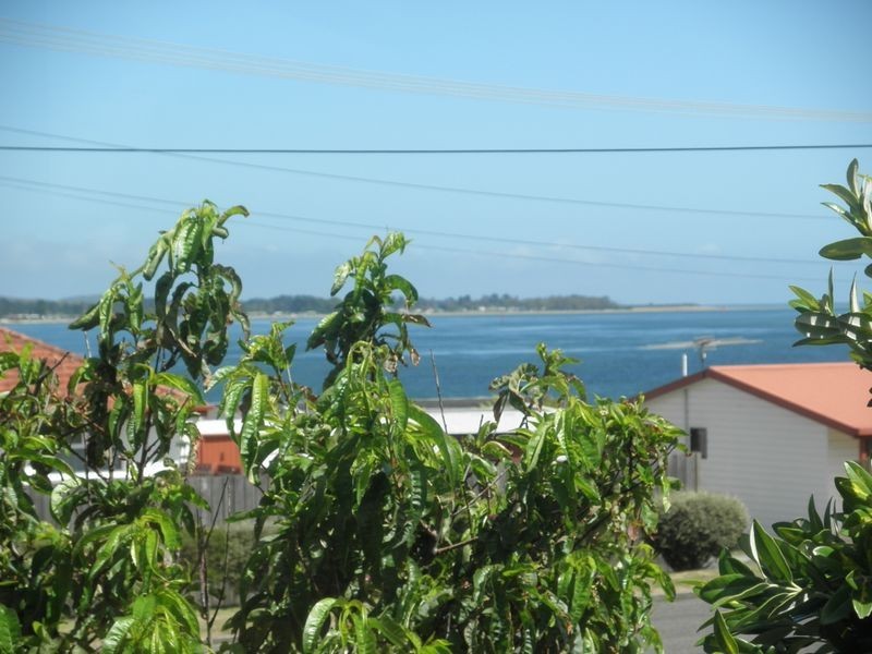 7 River Leads Drive, George Town TAS 7253