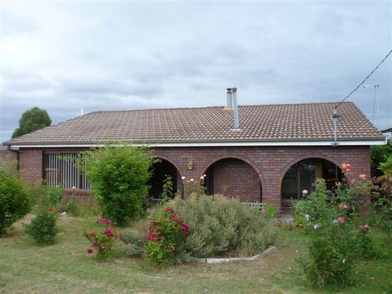 5 Paura Road, Newnham TAS 7248