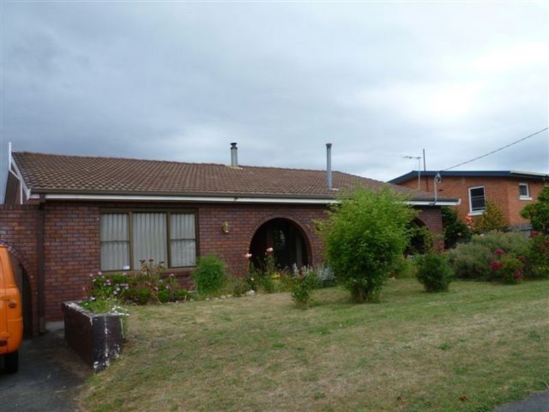 5 Paura Road, Newnham TAS 7248