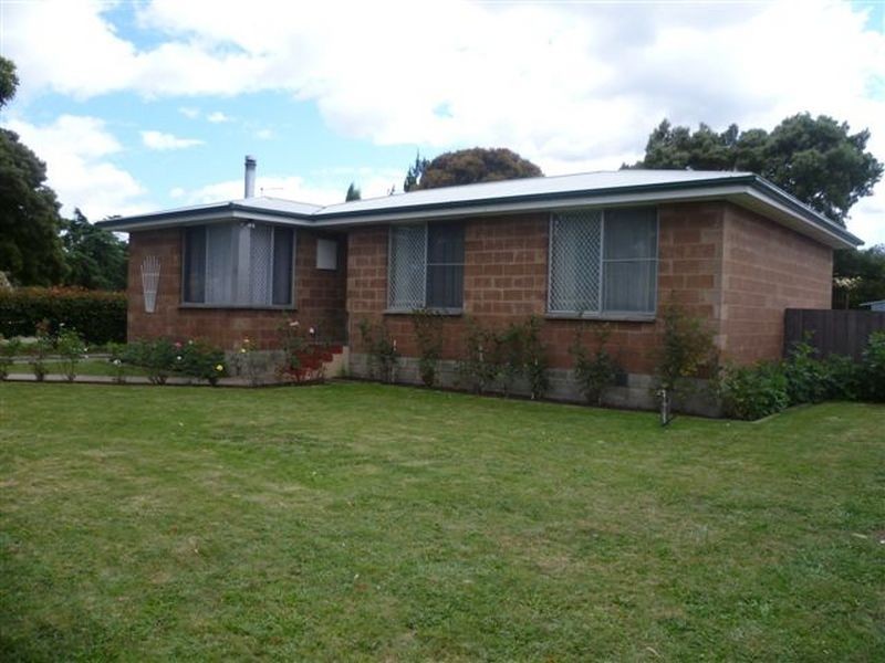 12 Warring Street, Ravenswood TAS 7250