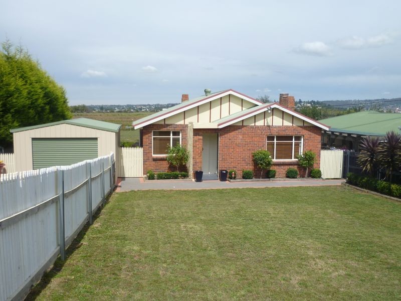 8 Bill Grove, Mowbray TAS 7248