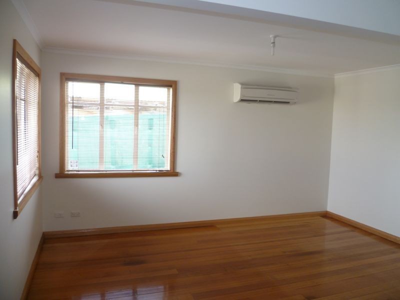 8 Bill Grove, Mowbray TAS 7248