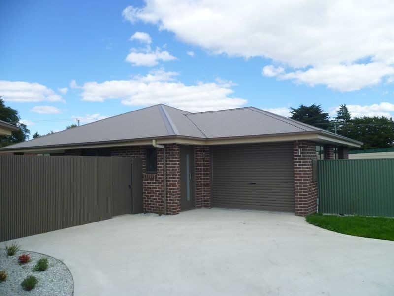 2/5 Simmons Street, Carrick TAS 7291