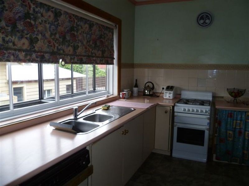 9 Westbury Road, South Launceston TAS 7249