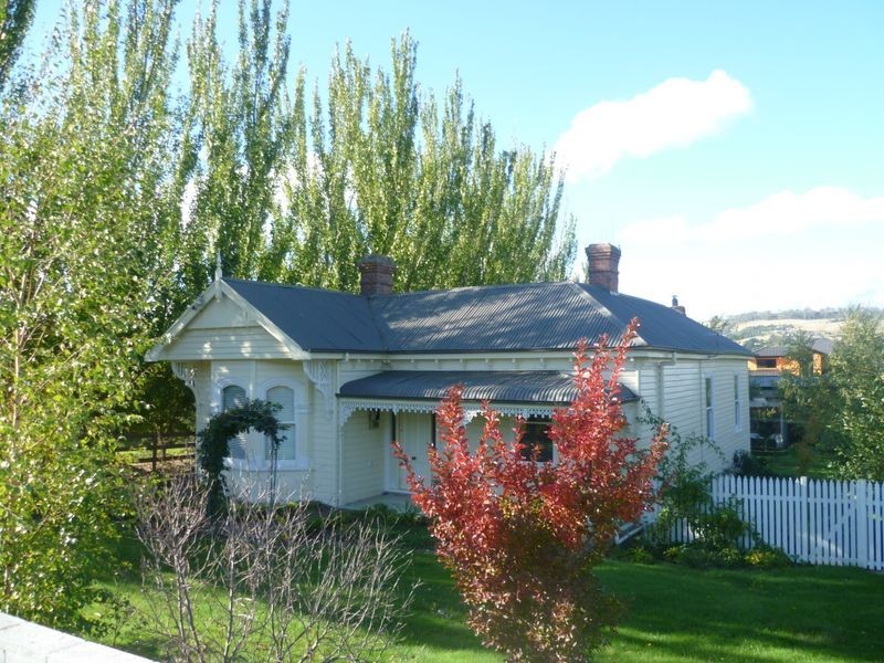 289 Penquite Road, Norwood TAS 7250
