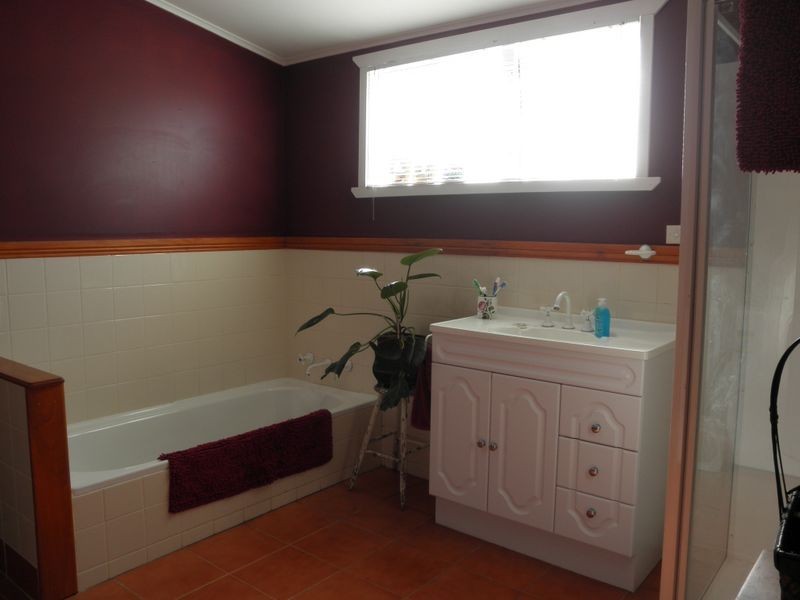 1 Camms Road, Kayena TAS 7270