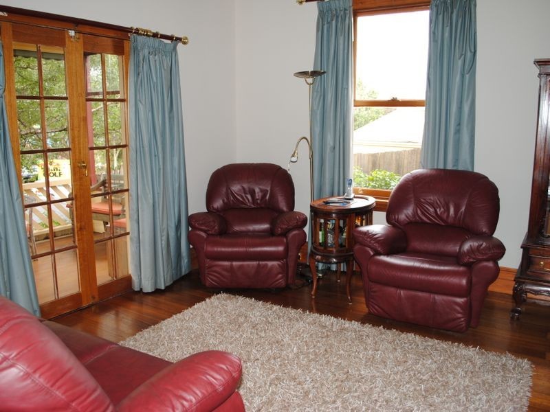 34 Racecourse Crescent, Launceston TAS 7250