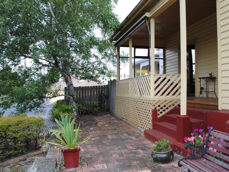 34 Racecourse Crescent, Launceston TAS 7250