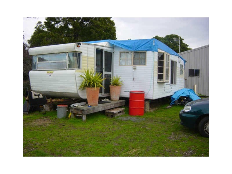 Swan Point TAS 7275