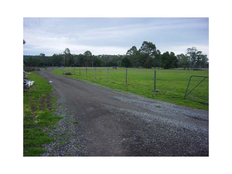 Swan Point TAS 7275