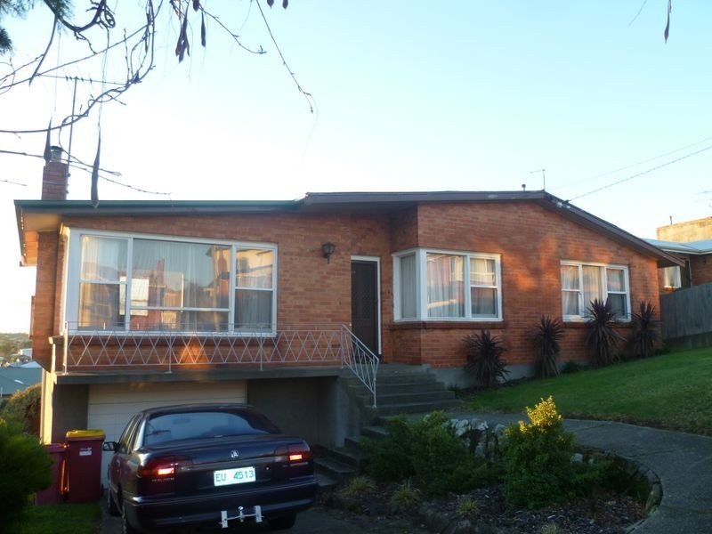 9 Highgate Street, Youngtown TAS 7249