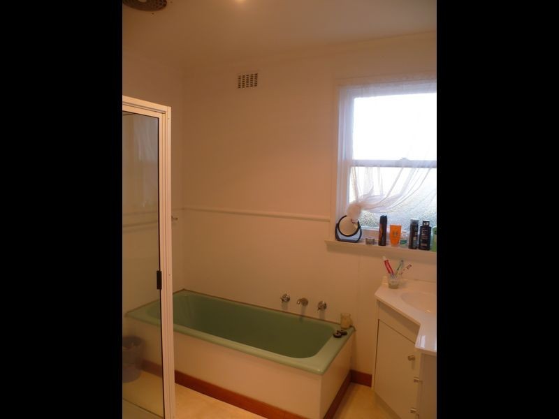 9 Highgate Street, Youngtown TAS 7249