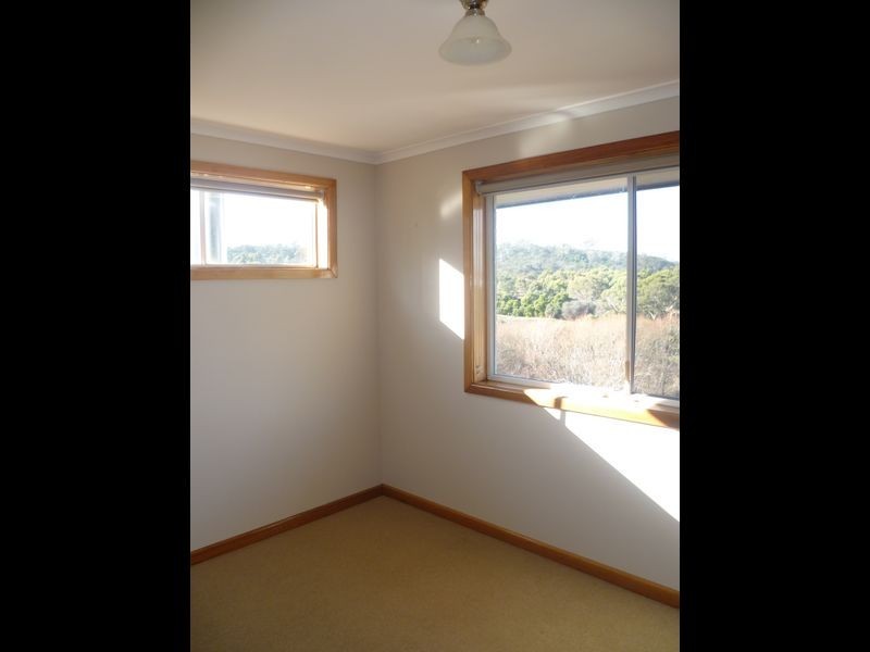 1/42 Crandon Crescent, Newnham TAS 7248