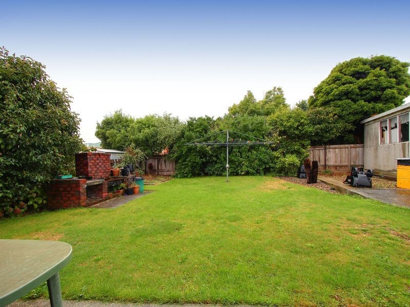 4 Sebastian Court, Newnham TAS 7248