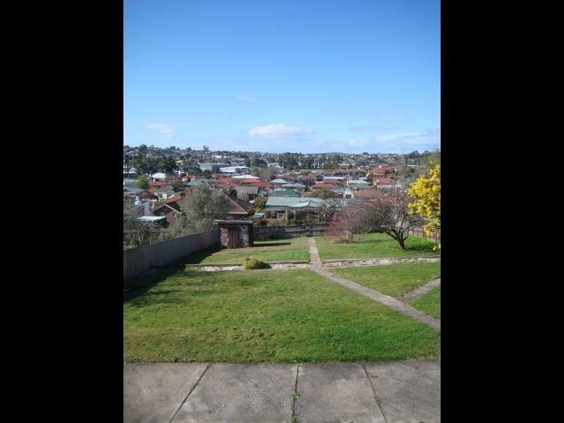 15 Bond Street, Kings Meadows TAS 7249