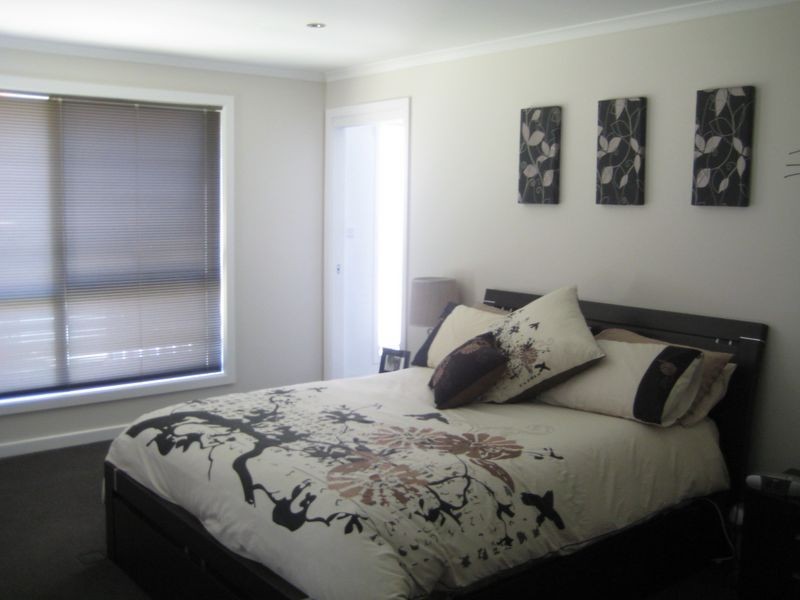 17 Tenderway, St Leonards TAS 7250