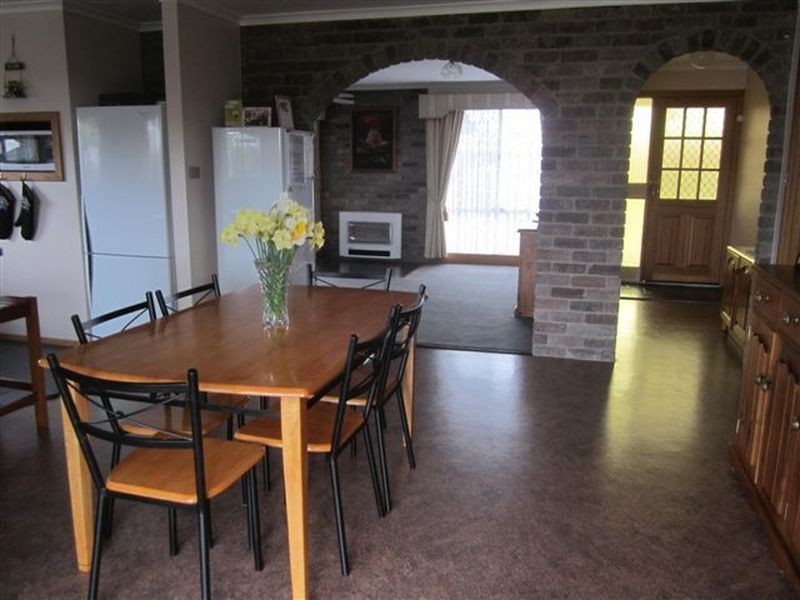 42 Packham Street, Newnham TAS 7248