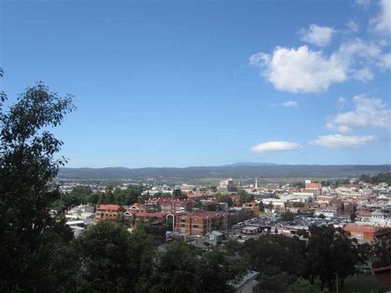 2/3 Edward Street, West Launceston TAS 7250