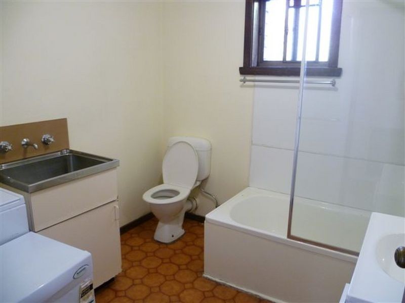 5/4 Alanvale Road, Newnham TAS 7248