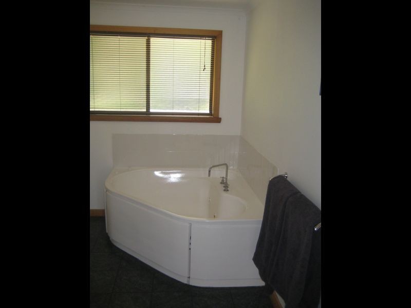 14 Atkinson Road, Grindelwald TAS 7277