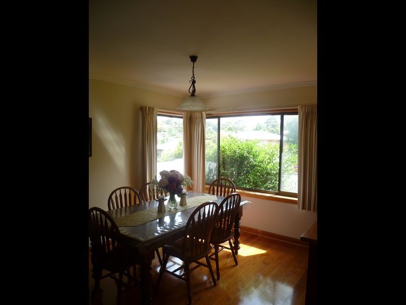 8 Michael Street, Summerhill TAS 7250